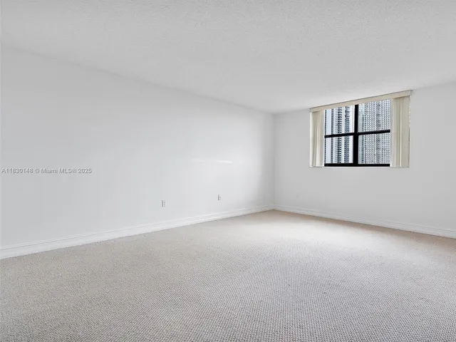 $489,000 | 210 174th Street, Unit 2005, Sunny Isles Beach, FL 33160