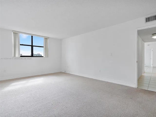 $489,000 | 210 174th Street, Unit 2005, Sunny Isles Beach, FL 33160