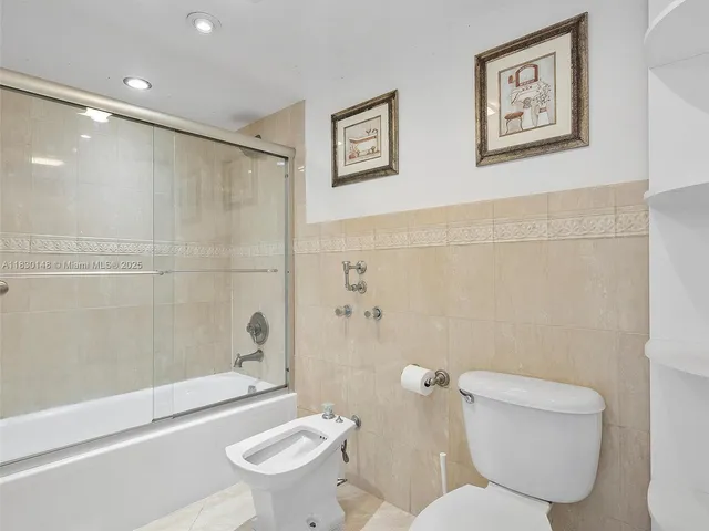 $489,000 | 210 174th Street, Unit 2005, Sunny Isles Beach, FL 33160