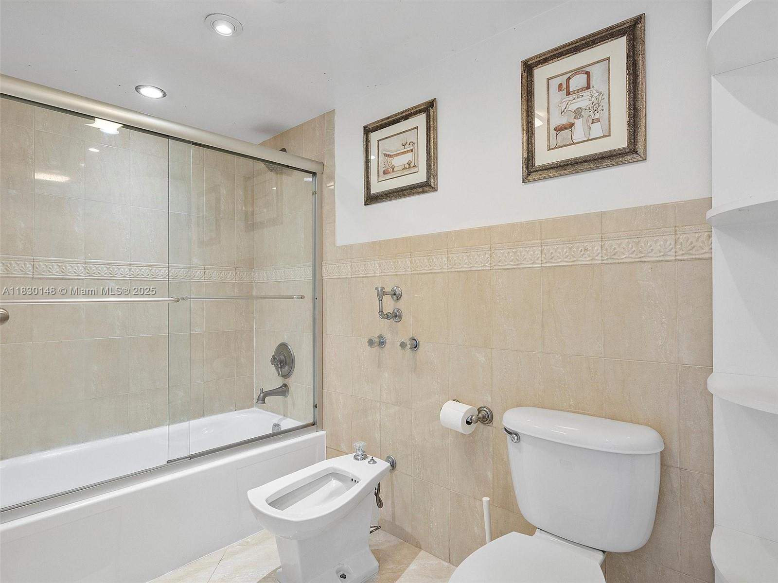 210 174th Street, Unit 2005 Sunny Isles Beach, FL 33160 - Photo 30 of 38