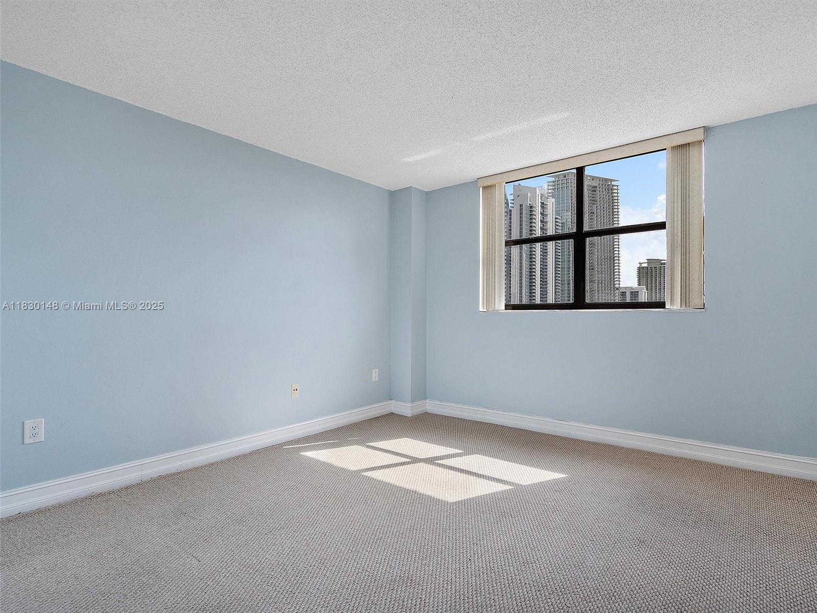 210 174th Street, Unit 2005 Sunny Isles Beach, FL 33160 - Photo 32 of 38