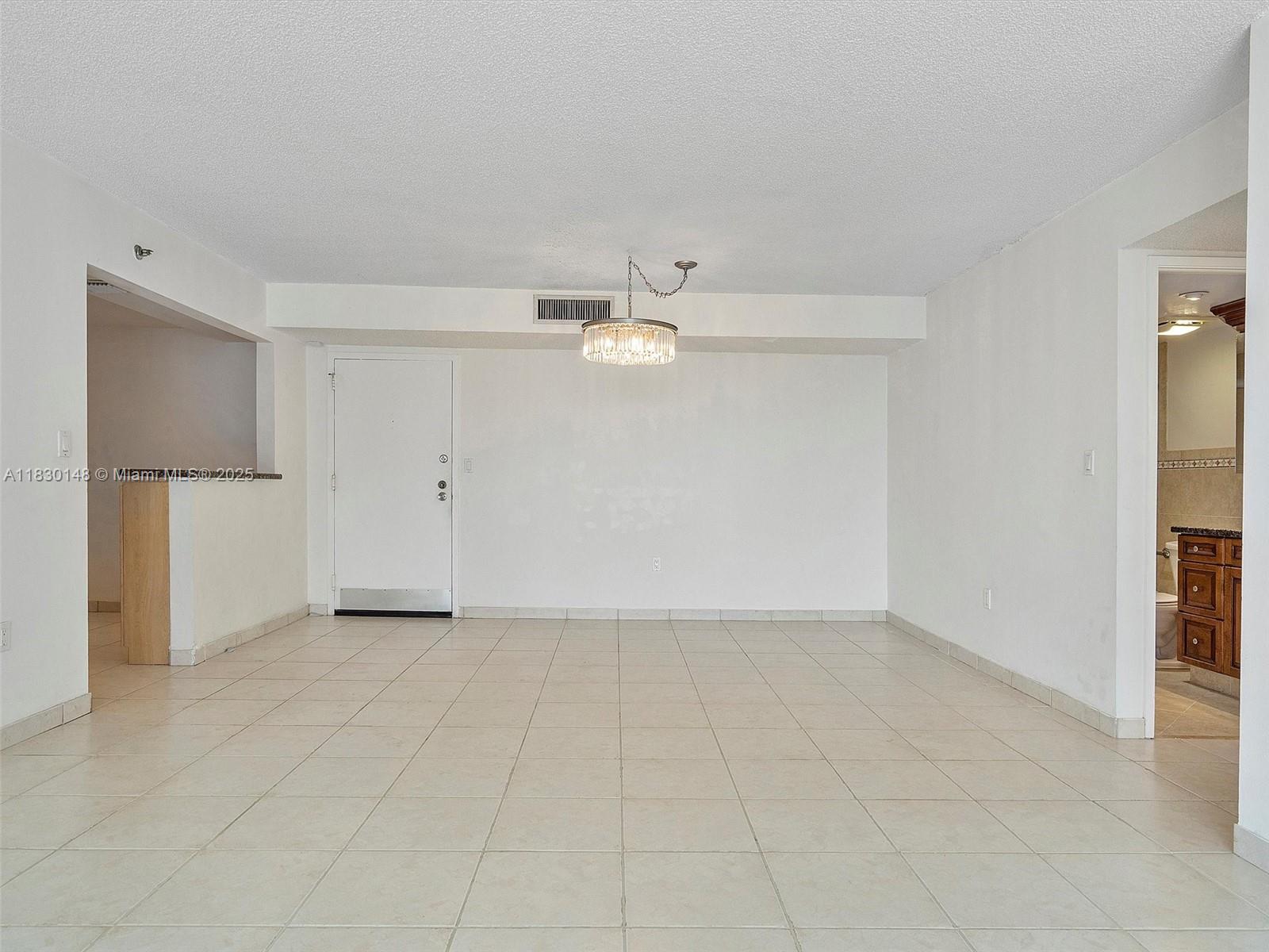 210 174th Street, Unit 2005 Sunny Isles Beach, FL 33160 - Photo 10 of 38