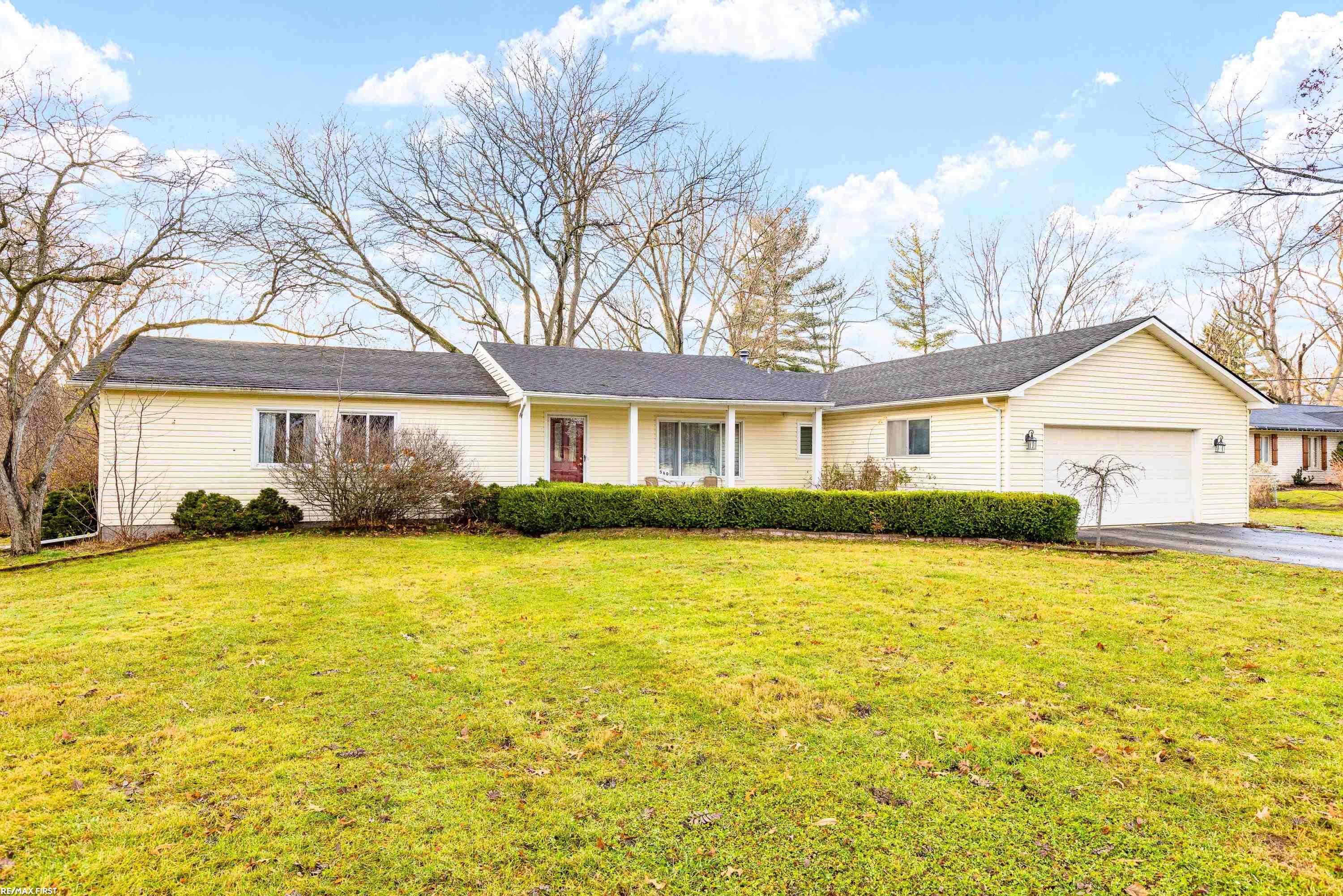 560 Willard Avenue Rochester Hills, MI 48307 - Photo 1 of 39