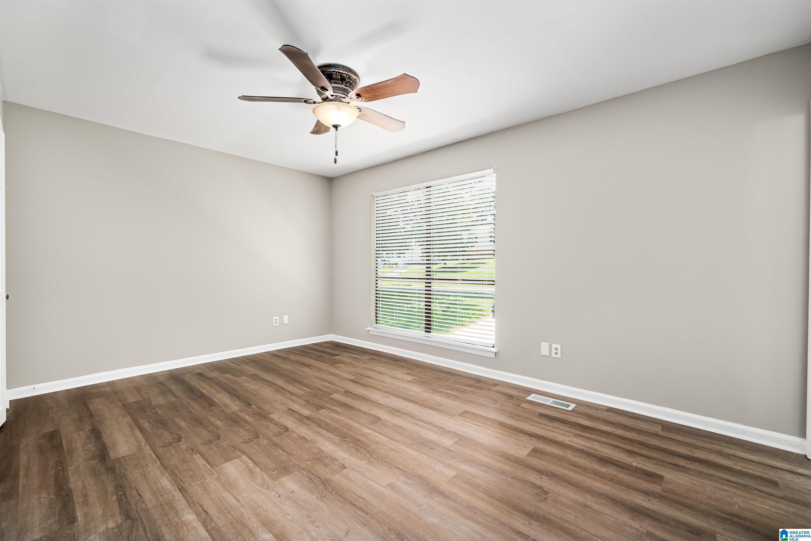 2141 Brewster Road Birmingham, AL 35235 - Photo 15 of 28