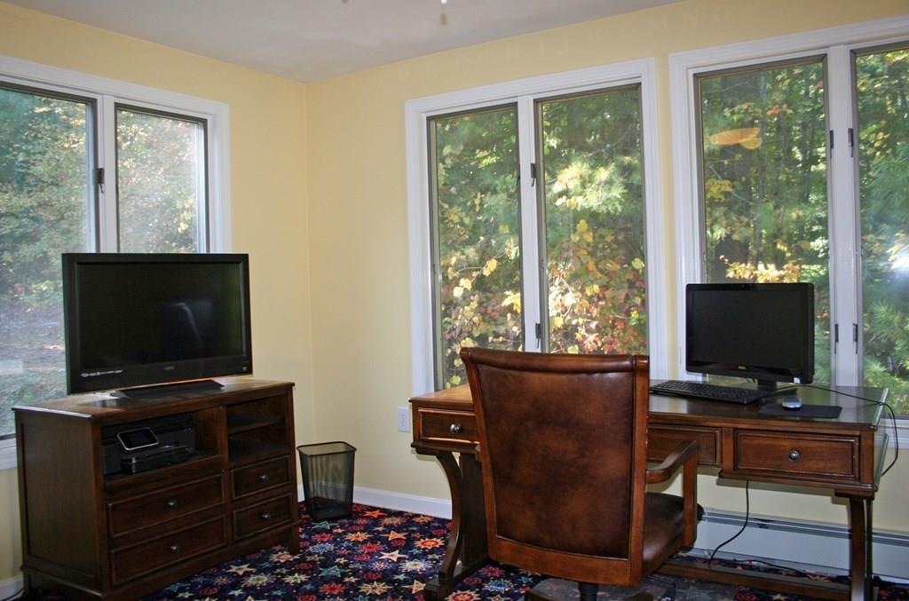 31 Old Powder House Road Lakeville, MA 02347 - Photo 14 of 25 Gallery Image 14