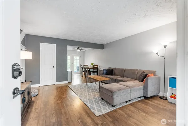 $287,000 | 3311 Redwood Avenue, Unit 10, Bellingham, WA 98225