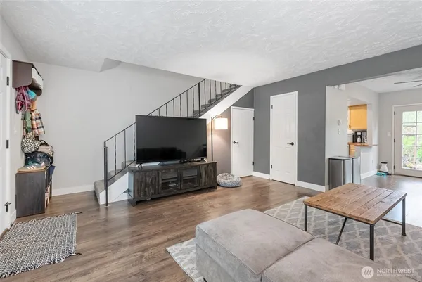 $287,000 | 3311 Redwood Avenue, Unit 10, Bellingham, WA 98225