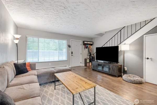$287,000 | 3311 Redwood Avenue, Unit 10, Bellingham, WA 98225