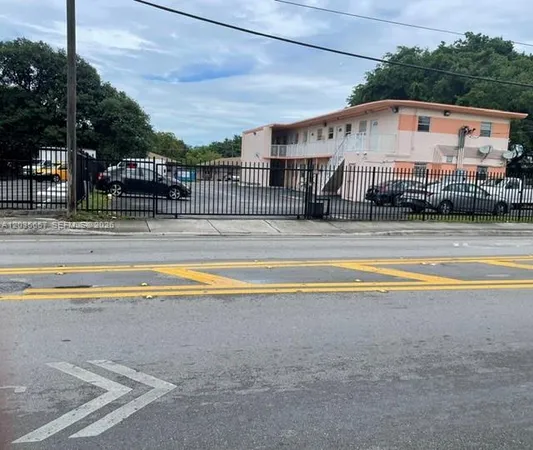 $1,500 | 2751 Northwest 46th Street, Unit 11, Miami, FL 33142