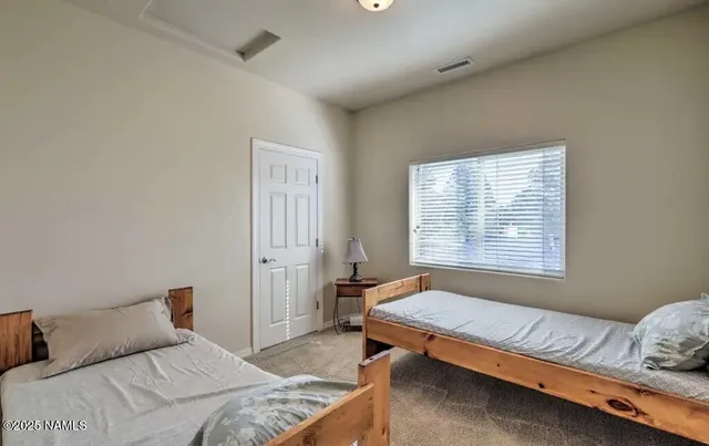 $2,900 | 210 West Cedar Avenue, Flagstaff, AZ 86001