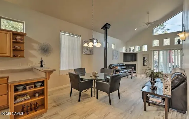 $2,900 | 210 West Cedar Avenue, Flagstaff, AZ 86001