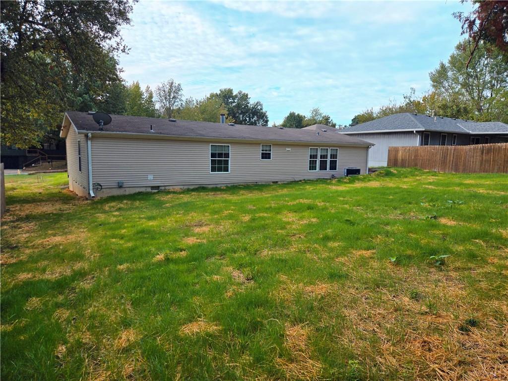 9 Southeast 190 Road Warrensburg, MO 64093 - Photo 18 of 22