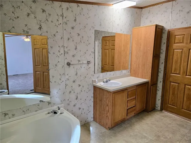 $265,000 | 9 Southeast 190 Road, Warrensburg, MO 64093