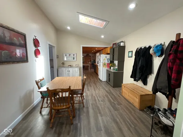 $269,900 | 7017 South 3rd Street, Hillsdale, IN 47854