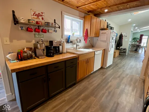 $269,900 | 7017 South 3rd Street, Hillsdale, IN 47854