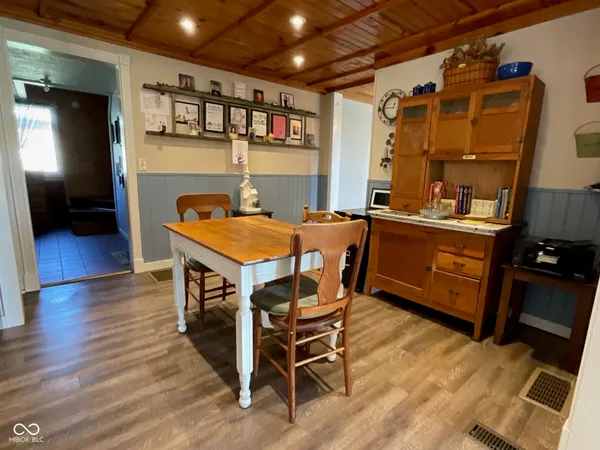 $269,900 | 7017 South 3rd Street, Hillsdale, IN 47854