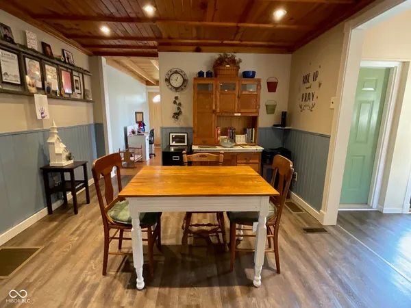 $269,900 | 7017 South 3rd Street, Hillsdale, IN 47854