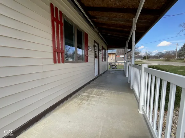 $269,900 | 7017 South 3rd Street, Hillsdale, IN 47854