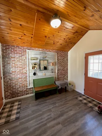 $269,900 | 7017 South 3rd Street, Hillsdale, IN 47854