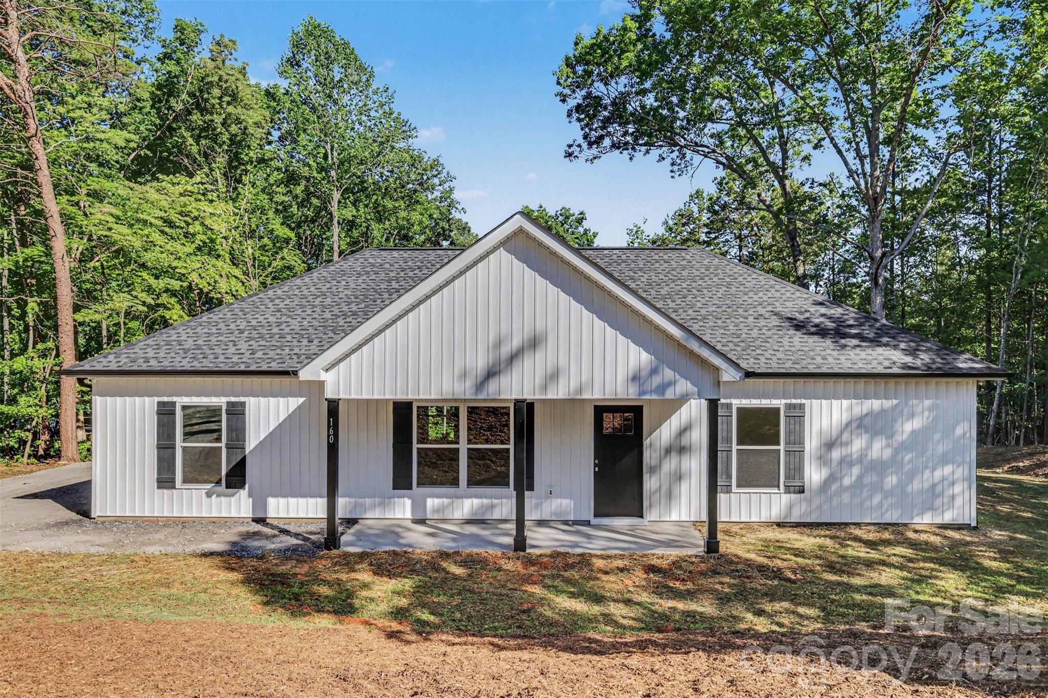 160 Parris Road Blacksburg, SC 29702 - Photo 2 of 26