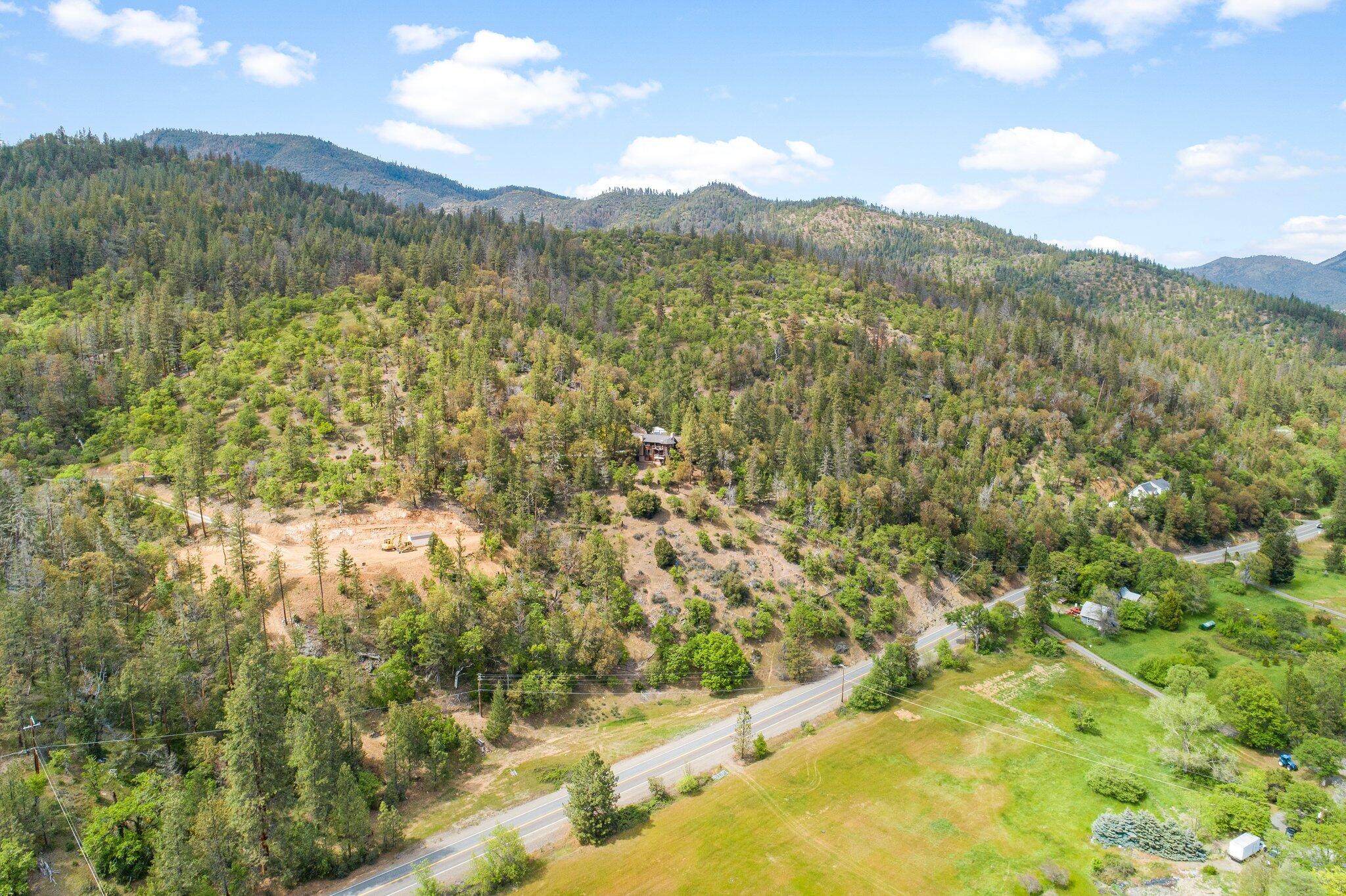 7230 Upper Applegate Road Jacksonville, OR 97530 - Photo 10 of 46