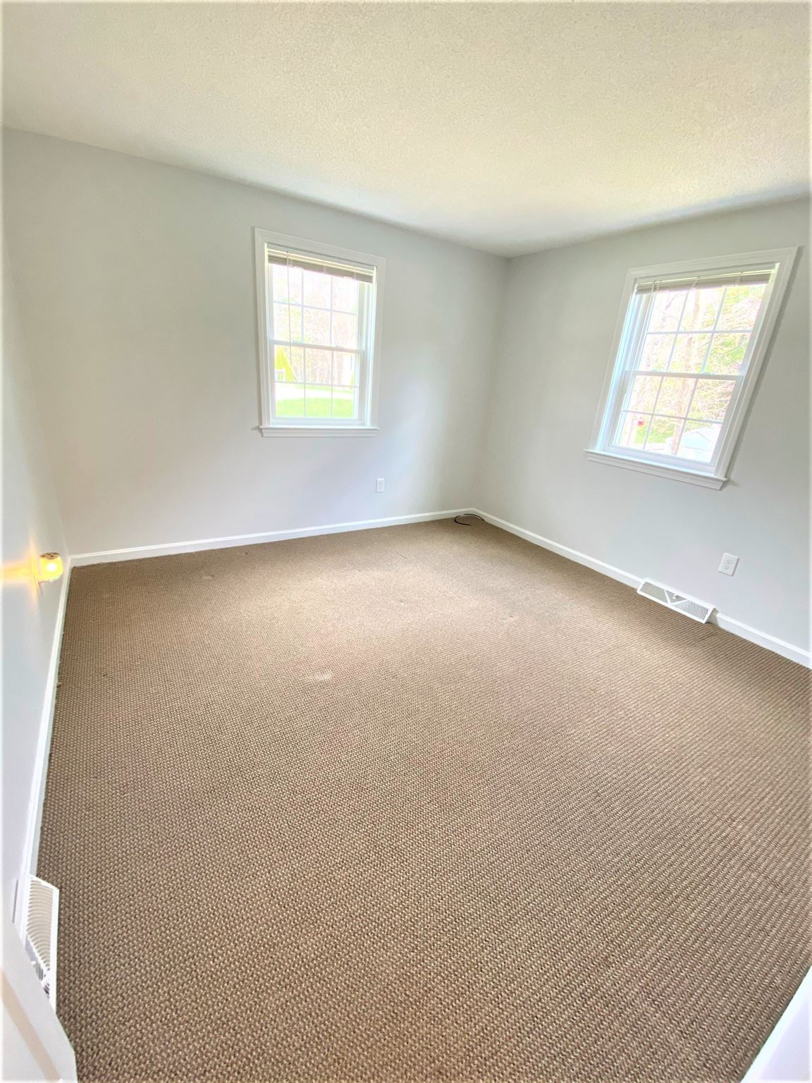 5 Erla Road Merrimack, NH 03054 - Photo 12 of 40