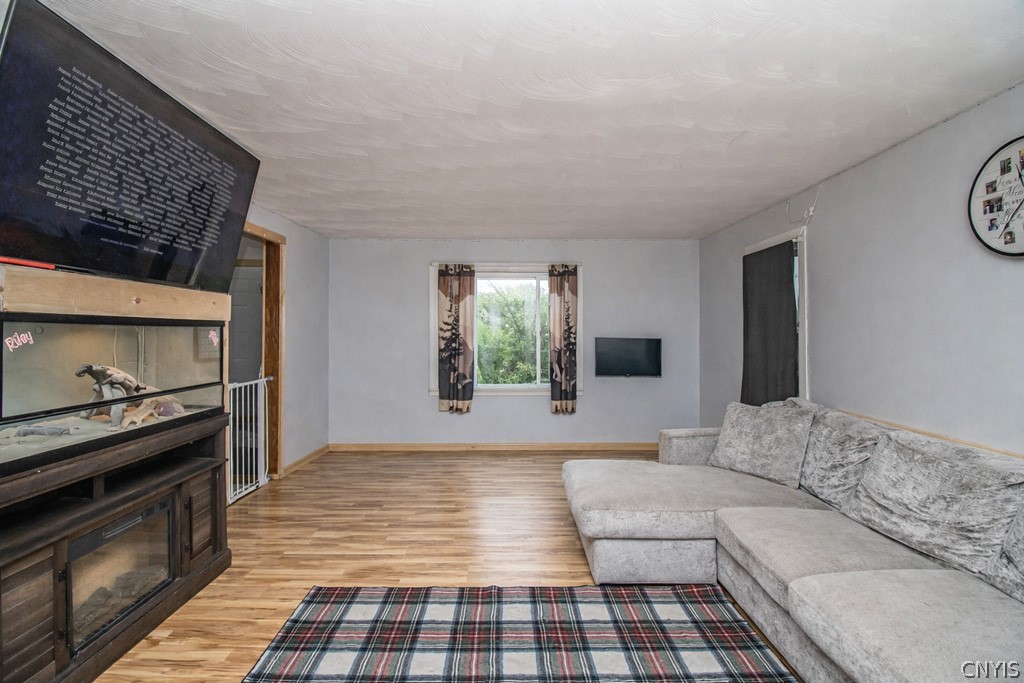 205 Cemetery Road Oswego, NY 13126 - Photo 7 of 20