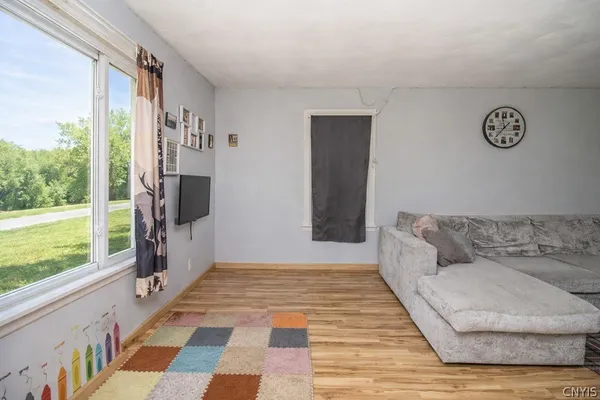 $239,900 | 205 Cemetery Road, Oswego, NY 13126