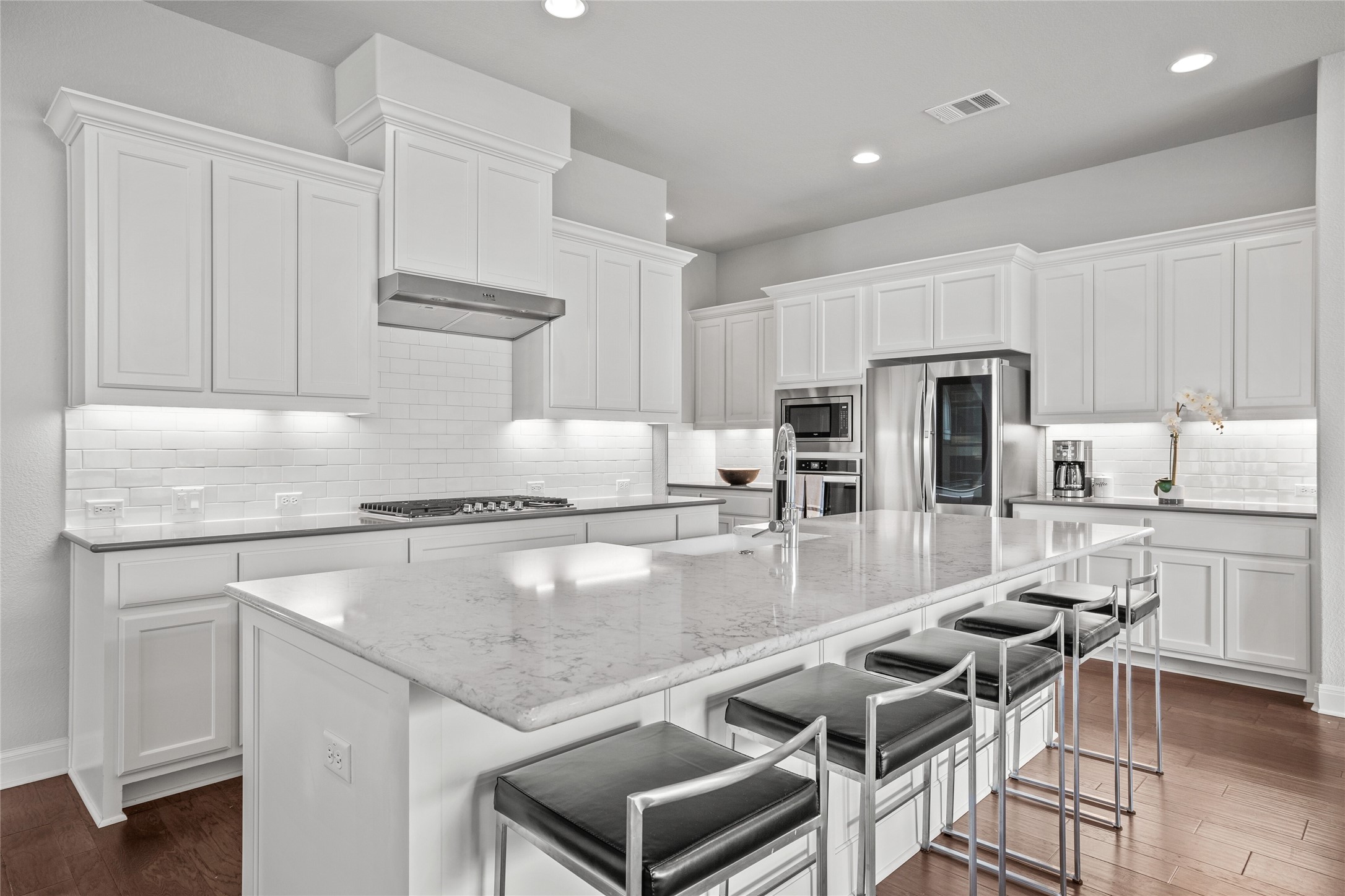 109 Scout Street Georgetown, TX 78628 - Photo 9 of 39