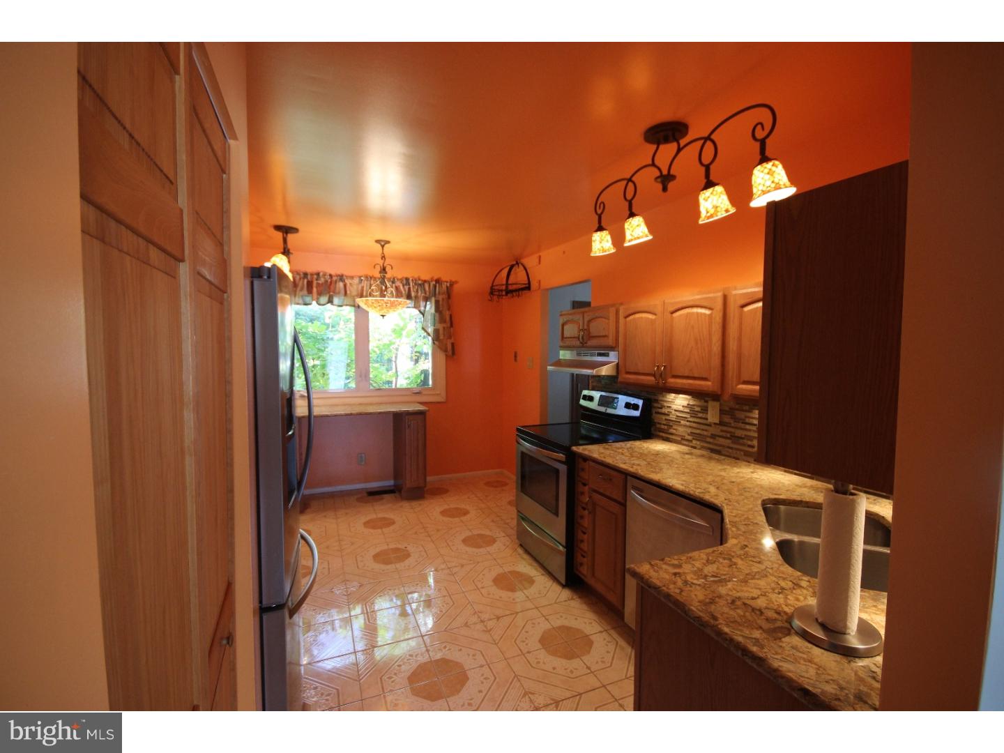 507 Cassingham Road Fairless Hills, PA 19030 - Photo 5 of 22 Kitchen