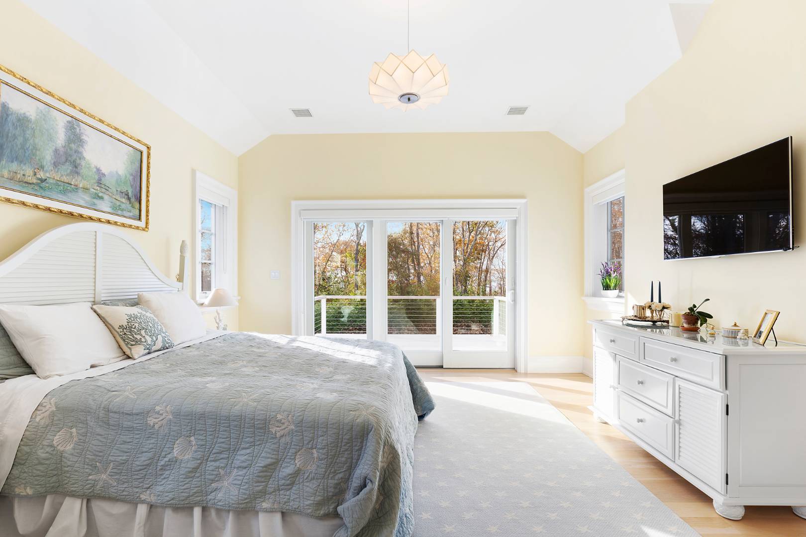 25 Bayview Road North Southampton, NY 11968 - Photo 5 of 10