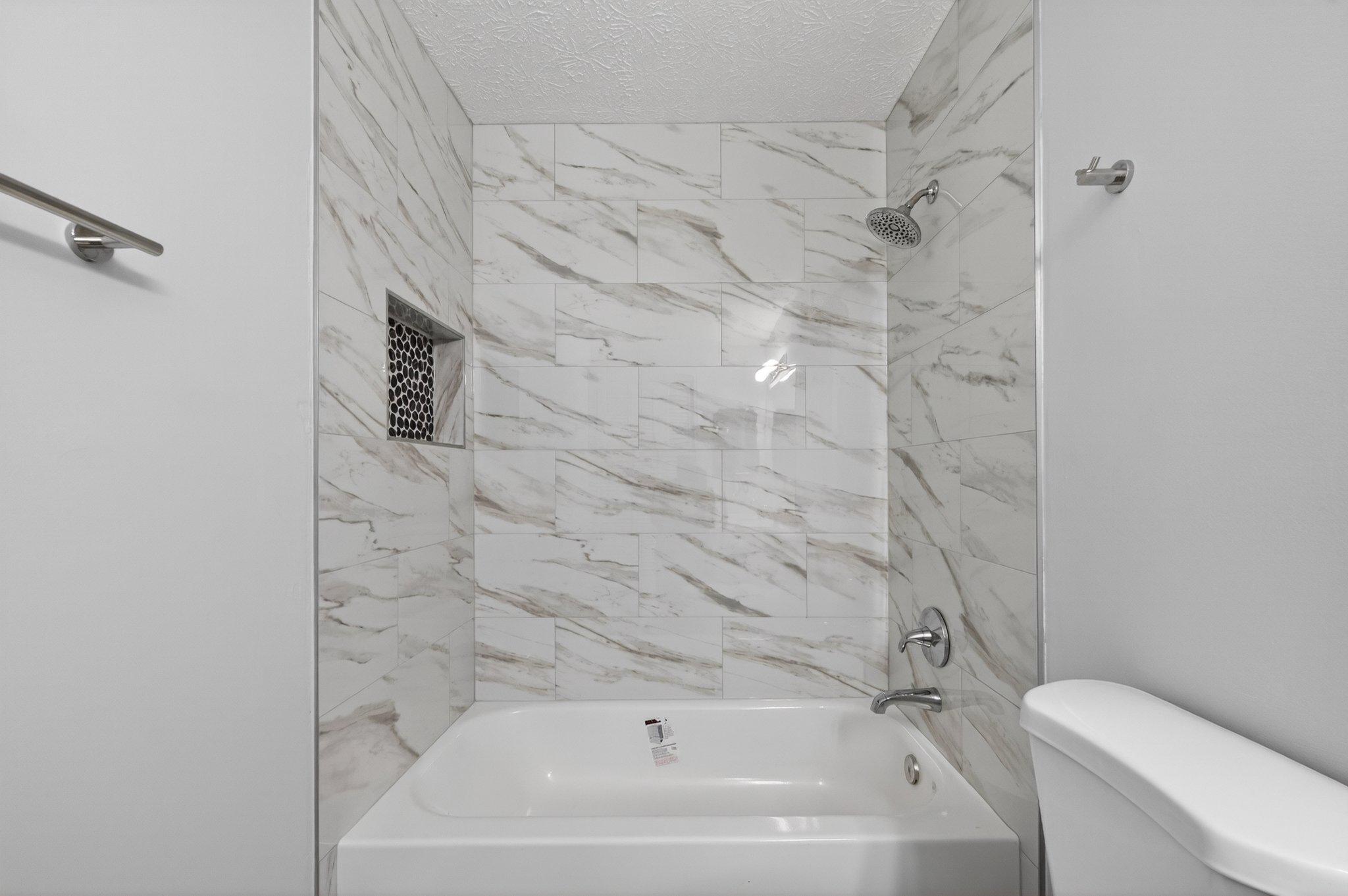 2281 Hunter's Run Drive, Unit 2281 Reston, VA 20191 - Photo 23 of 25 Elegant updated bath retreat.