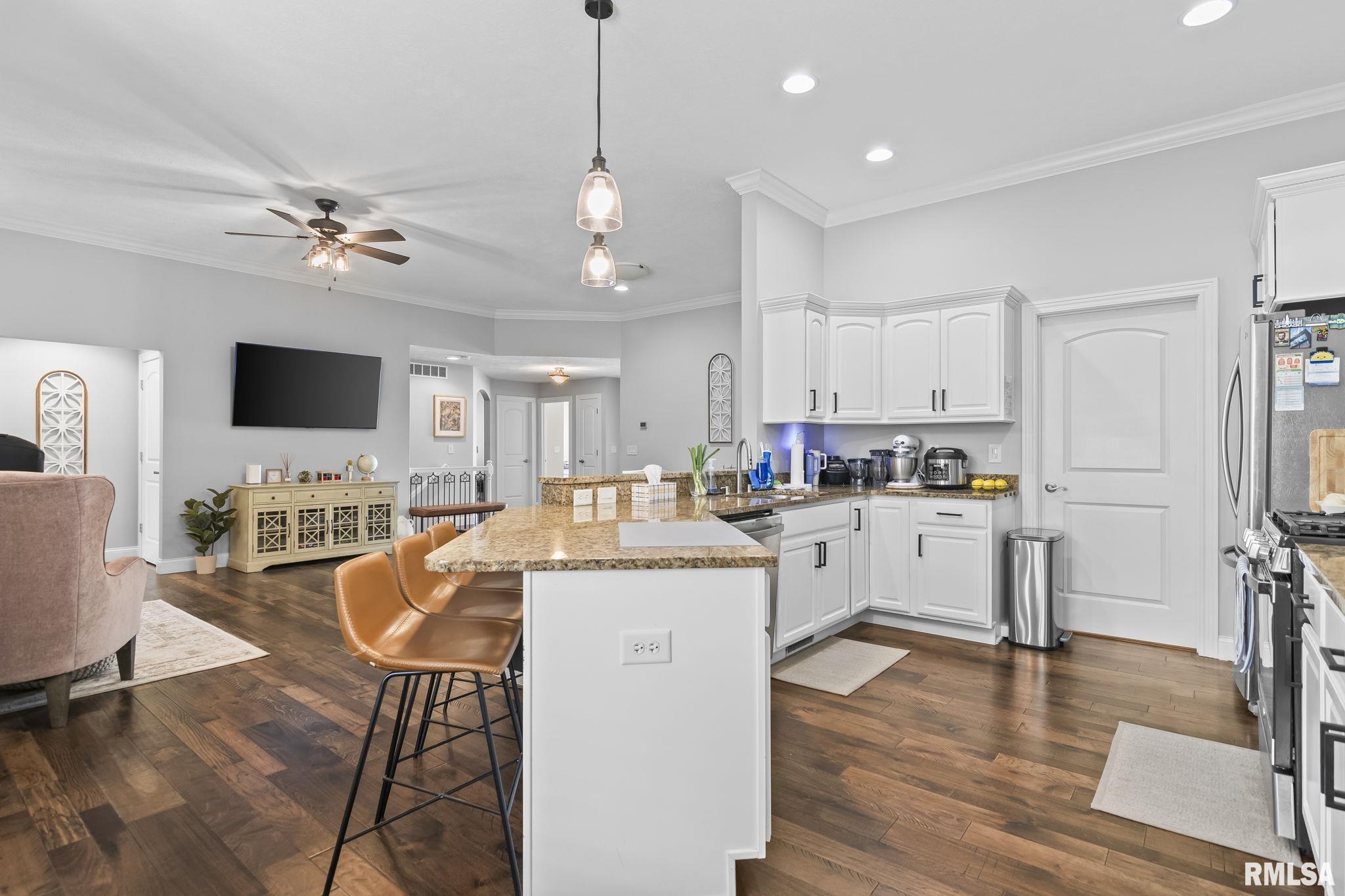 2705 Johnathan Place Springfield, IL 62711 - Photo 13 of 45 Gallery Image 13