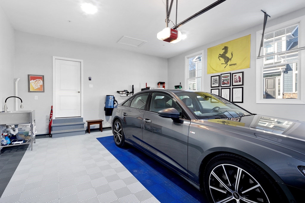 10 Benjamin Lane, Unit 10 Scituate, MA 02066 - Photo 30 of 42 a bedroom with bed and window