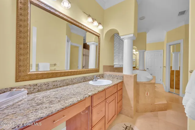 $3,200,000 | 7 Cove View Court, Cocoa Beach, FL 32931