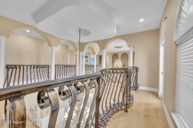 $3,200,000 | 7 Cove View Court, Cocoa Beach, FL 32931