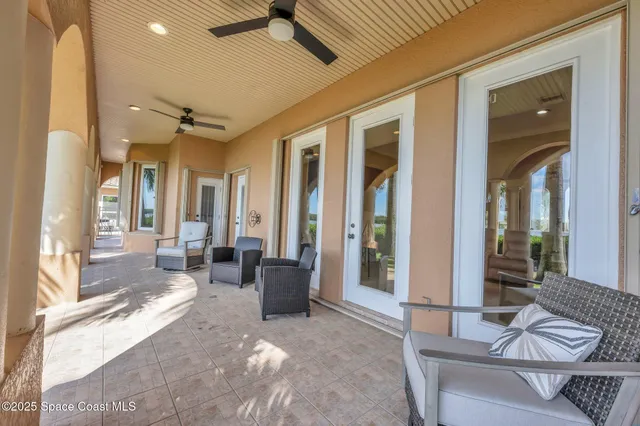 $3,200,000 | 7 Cove View Court, Cocoa Beach, FL 32931