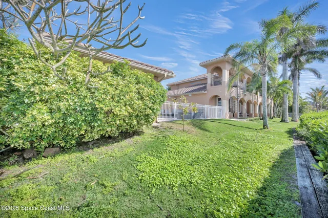 $3,200,000 | 7 Cove View Court, Cocoa Beach, FL 32931