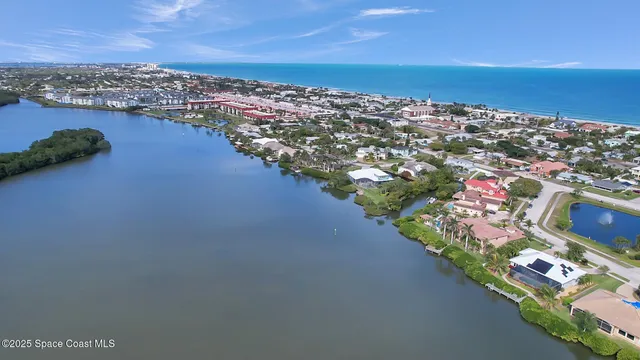 $3,200,000 | 7 Cove View Court, Cocoa Beach, FL 32931