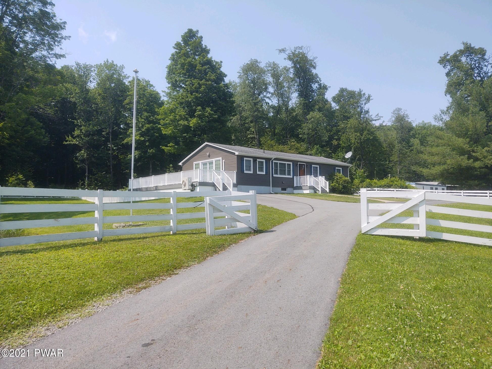 39 Starlight Lake Road Starlight, PA 18461 - Photo 4 of 36 open gate