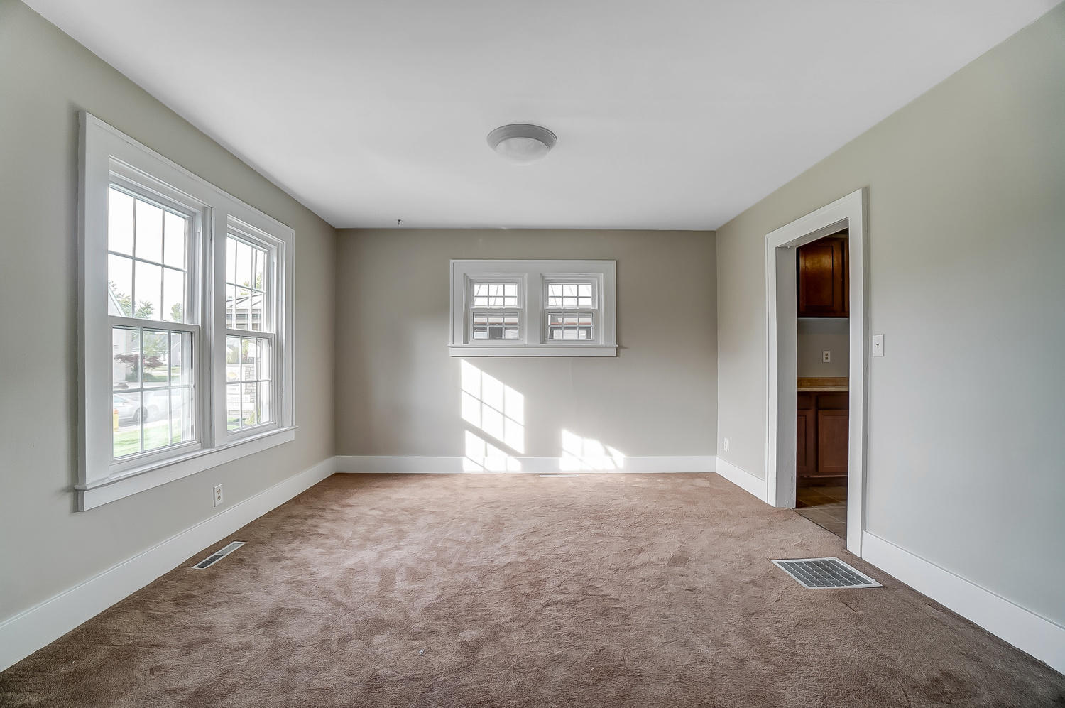 1810 North Limestone Street Springfield, OH 45503 - Photo 13 of 48