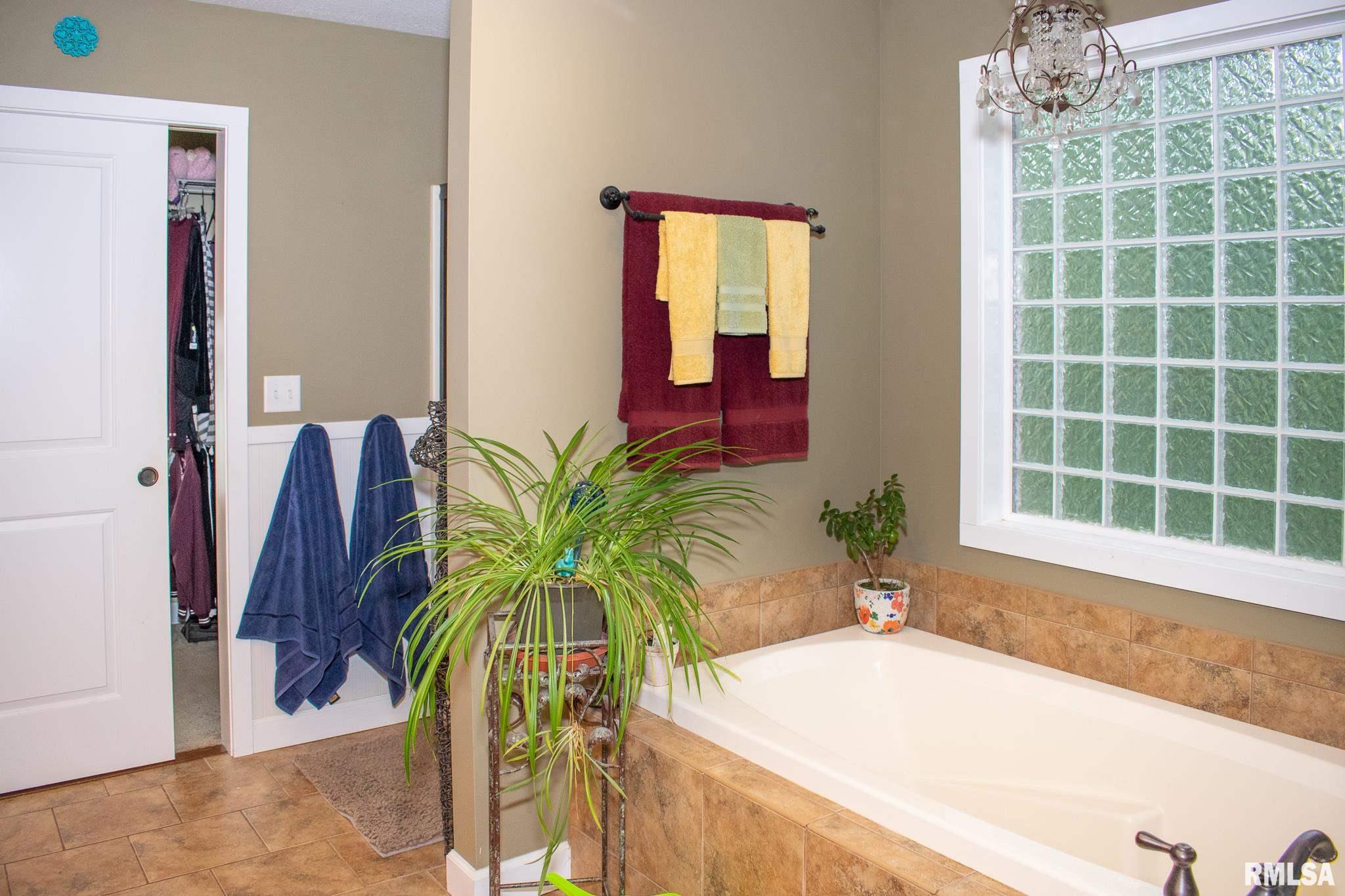 23110 North Shepard Road Chillicothe, IL 61523 - Photo 20 of 47 Gallery Image 20