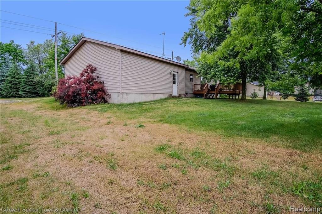 7105 West Allen Road Fowlerville, MI 48836 - Photo 30 of 33