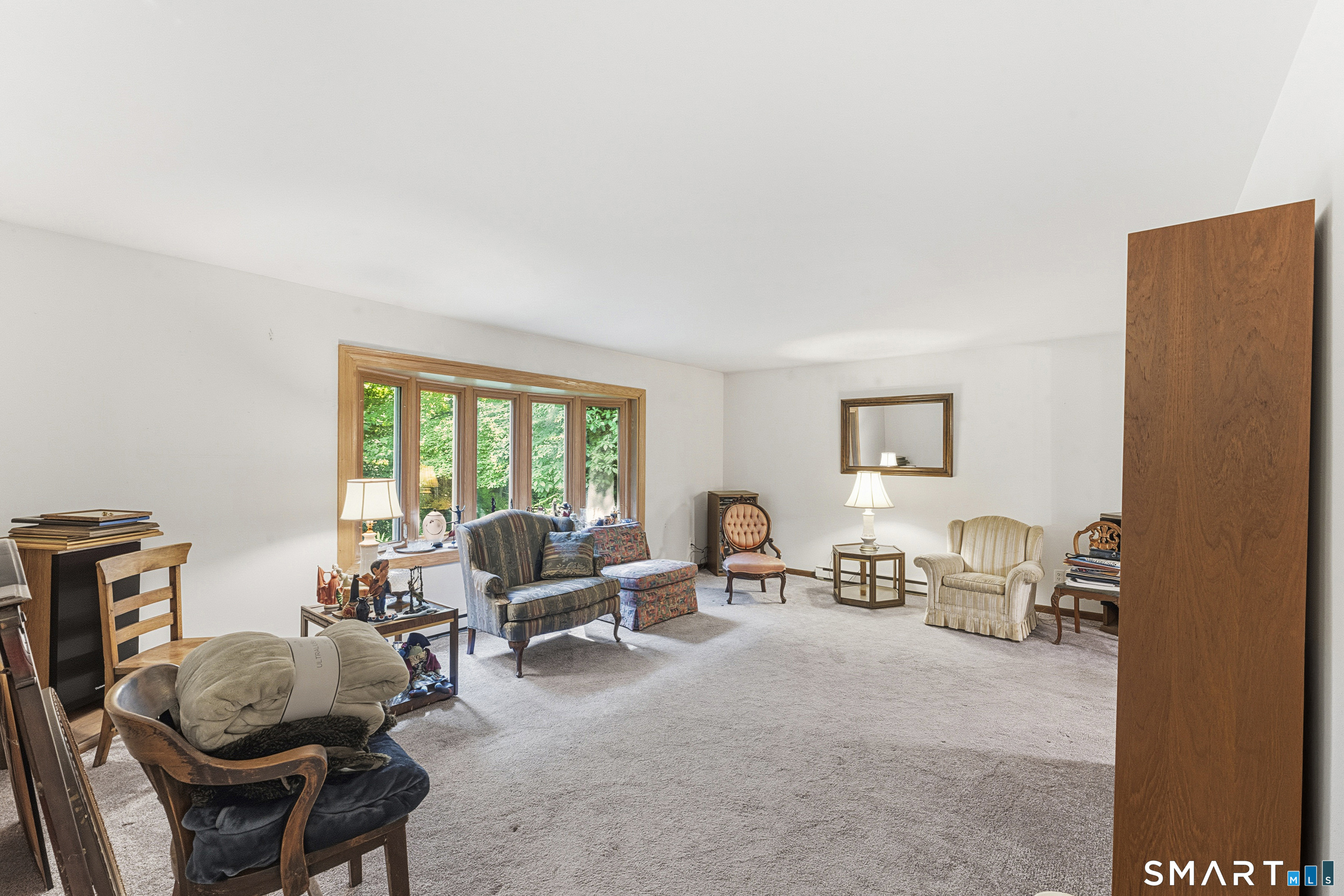 14 Saw Mill Road Newtown, CT 06470 - Photo 5 of 35