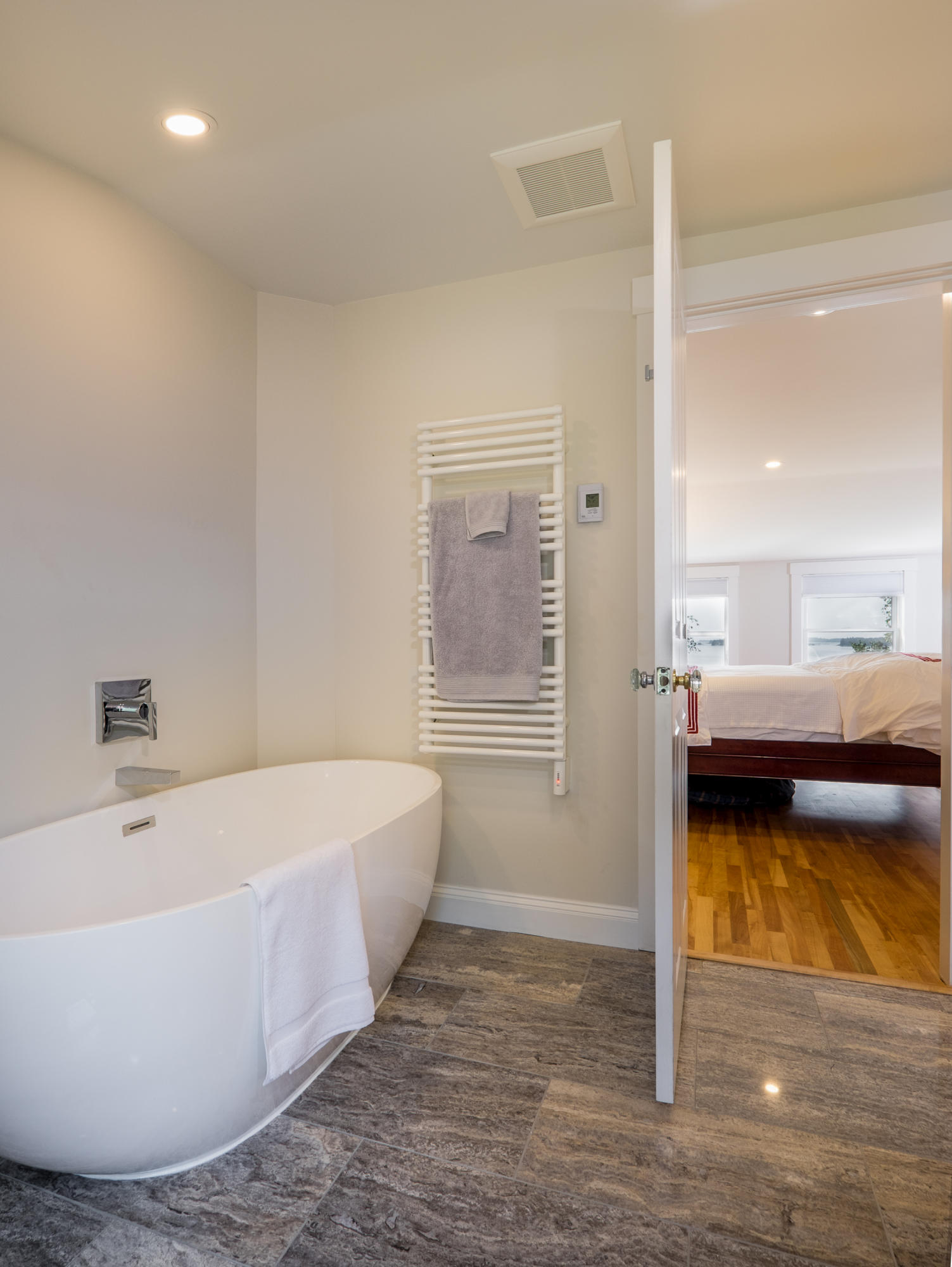 165 Howards Head Road Tenants Harbor, ME 04860 - Photo 32 of 60 Master Bath