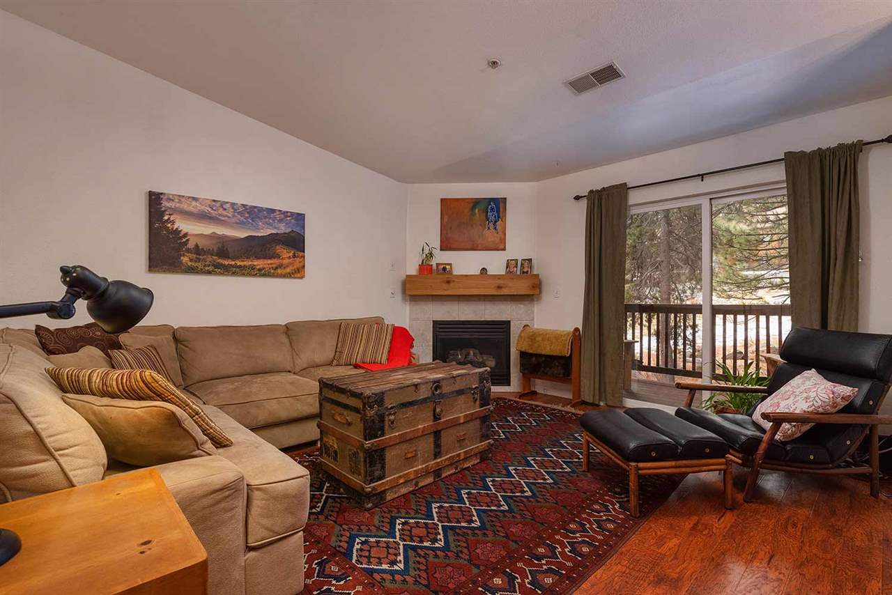 10109 Pine Cone Road Truckee, CA 96161 - Photo 2 of 14 Gallery Image 2