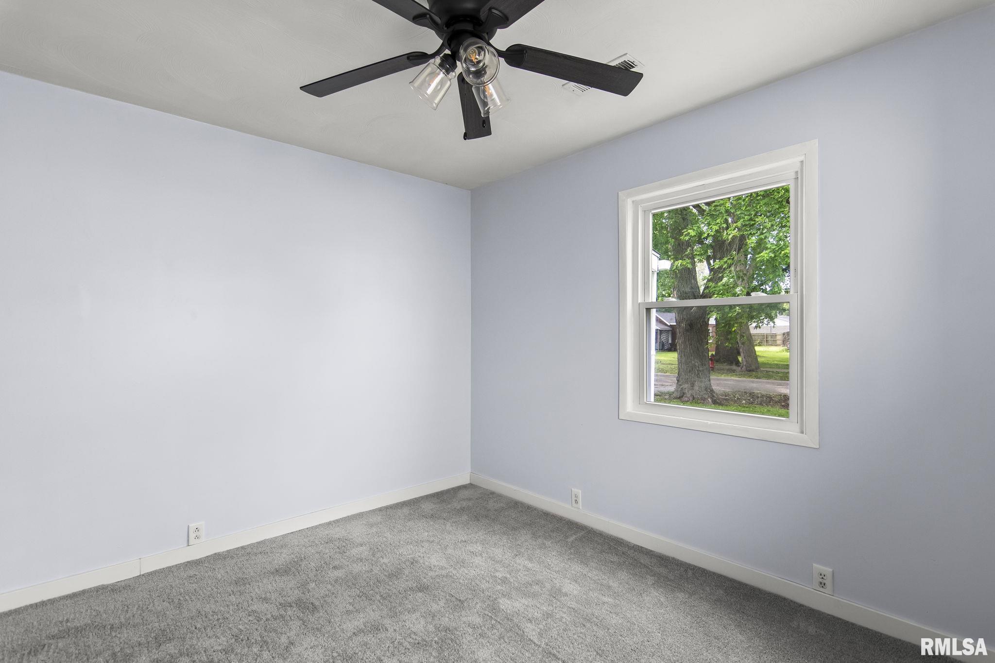 2127 Grandview Avenue Springfield, IL 62702 - Photo 19 of 27