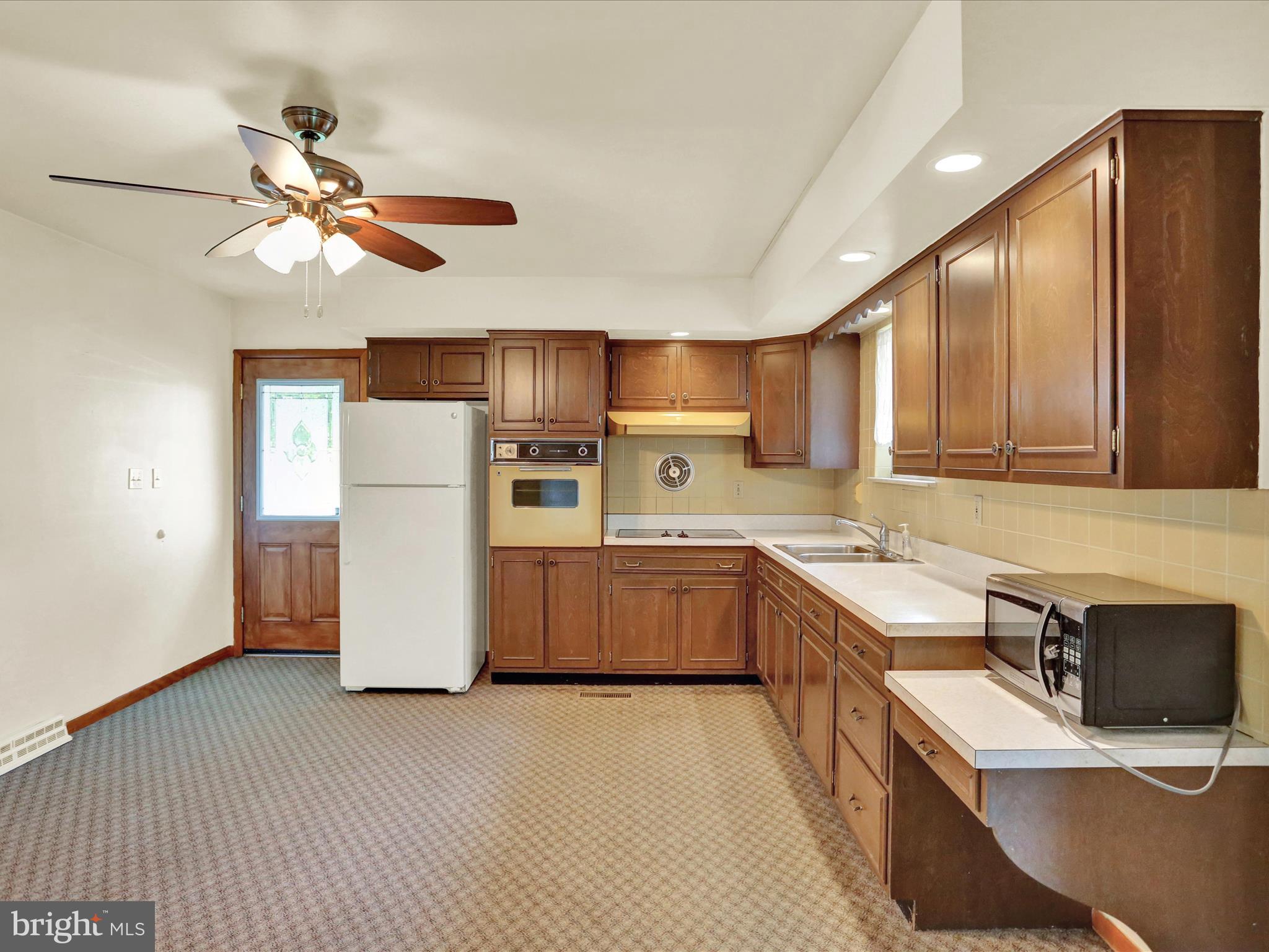 892 Valley Road Mertztown, PA 19539 - Photo 11 of 33 Gallery Image 11