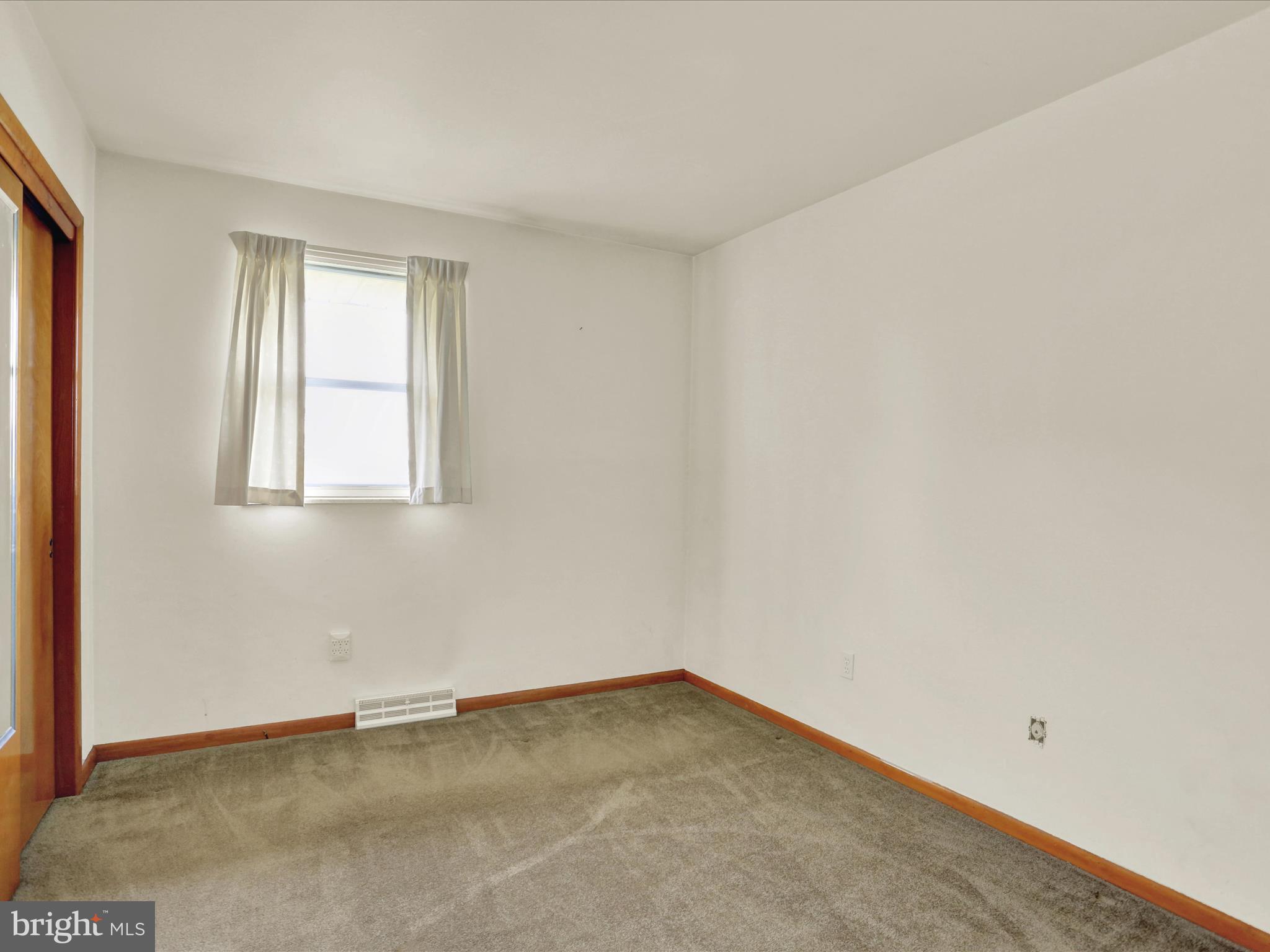 892 Valley Road Mertztown, PA 19539 - Photo 19 of 33 Gallery Image 19