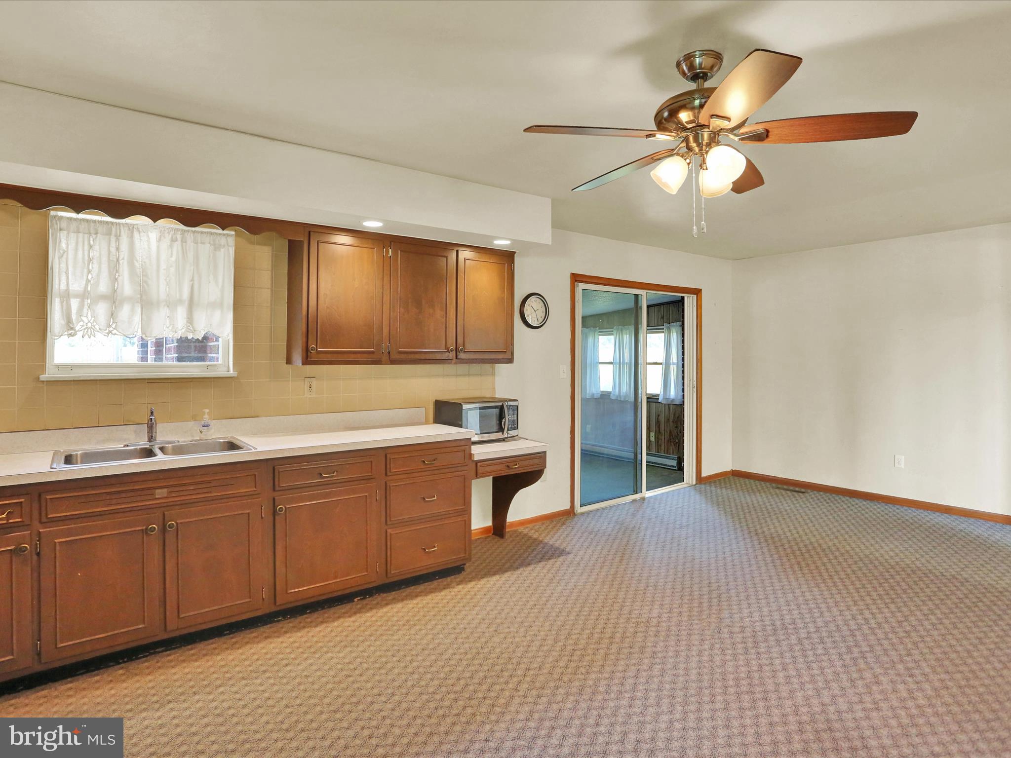 892 Valley Road Mertztown, PA 19539 - Photo 9 of 33 Gallery Image 9